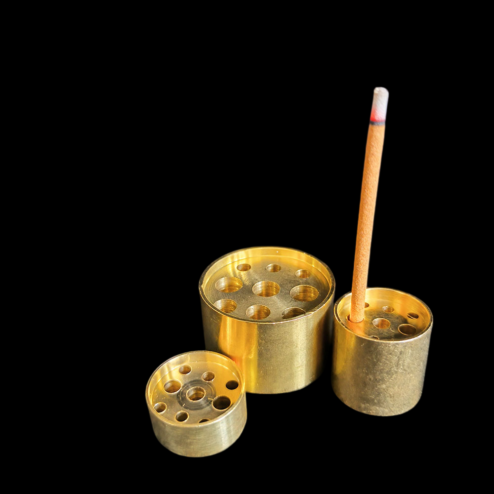 Brass Sandalwood Incense Burne - đánh giá và giá Home Fragrance Miniso
